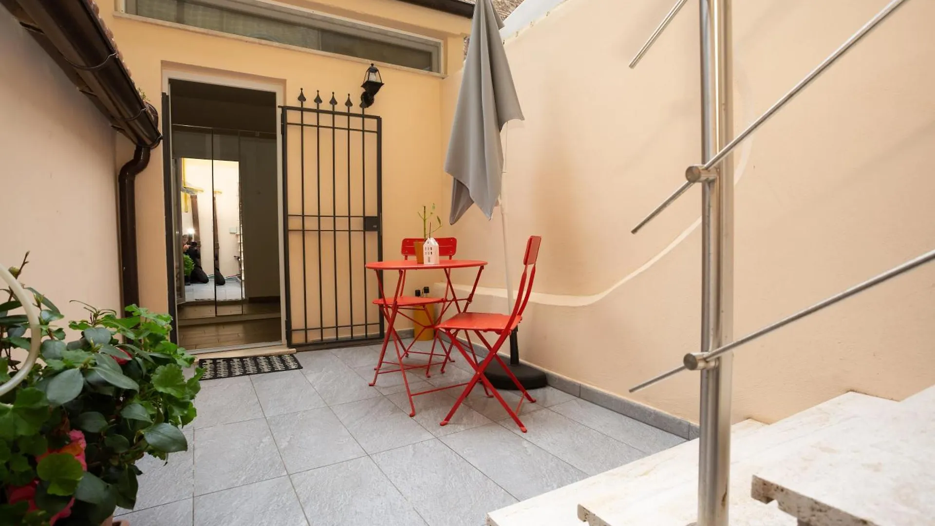 Apartament Da Cesare E Chloe Al Colosseo Rzym Włochy